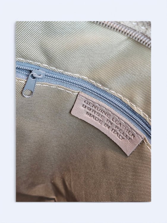 Skórzana shopperka Carla czarna