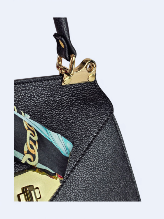 Trapezowa torebka kuferek Elio czarna