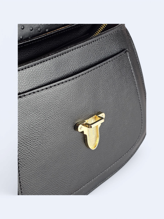 Elegancka torebka kuferek ze skóry naturalnej czarna