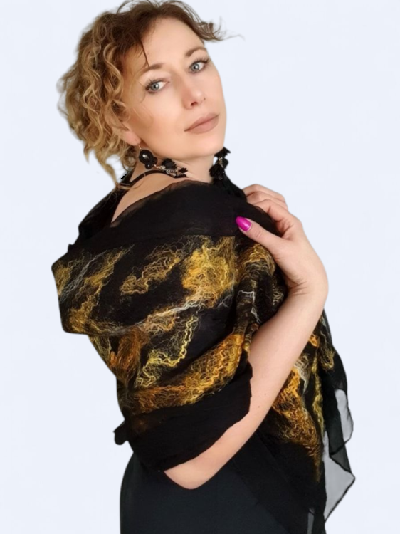 Szal jedwabno wełniany elegancki czarno złoty