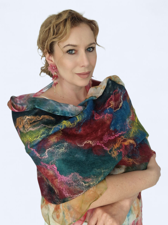 Szal jedwabno wełniany elegancki wielokolorowy