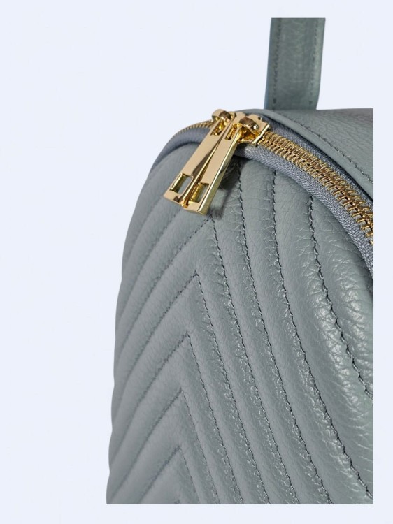 Stylowy skórzany plecak w jodełkę błękitny