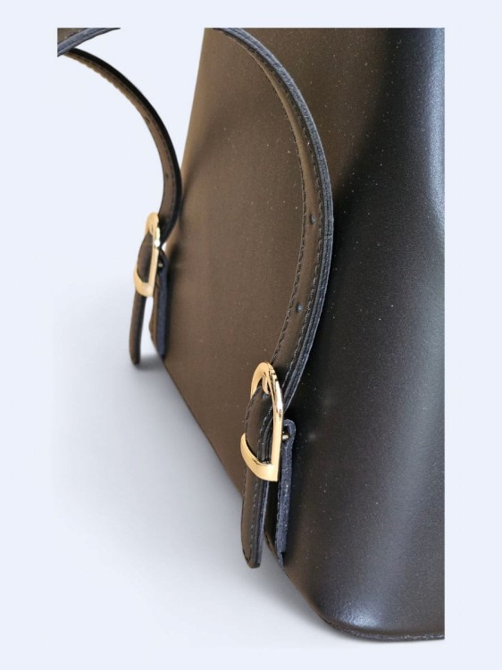 Elegancki skórzany plecak z klamrą czarny