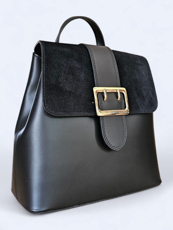 Elegancki skórzany plecak z klamrą czarny