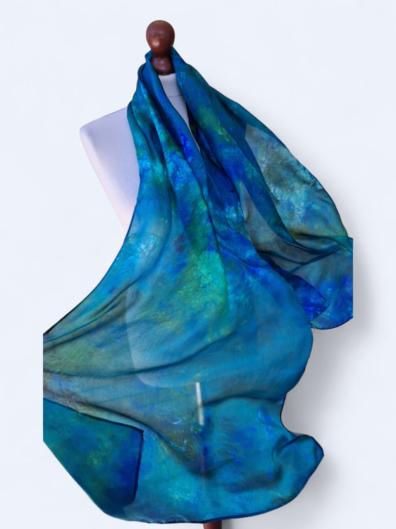 Szal jedwabny delikatny i zwiewny turkusowo niebieski