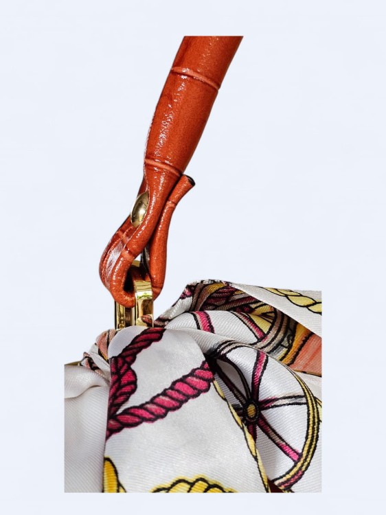 Elegancka torebka kuferek ze skóry naturalnej – rdza