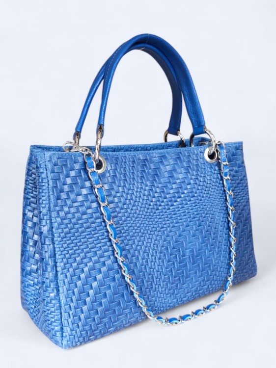Klasyczna torebka z plecionym wzorem niebieska