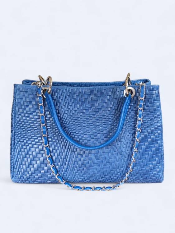 Klasyczna torebka z plecionym wzorem niebieska