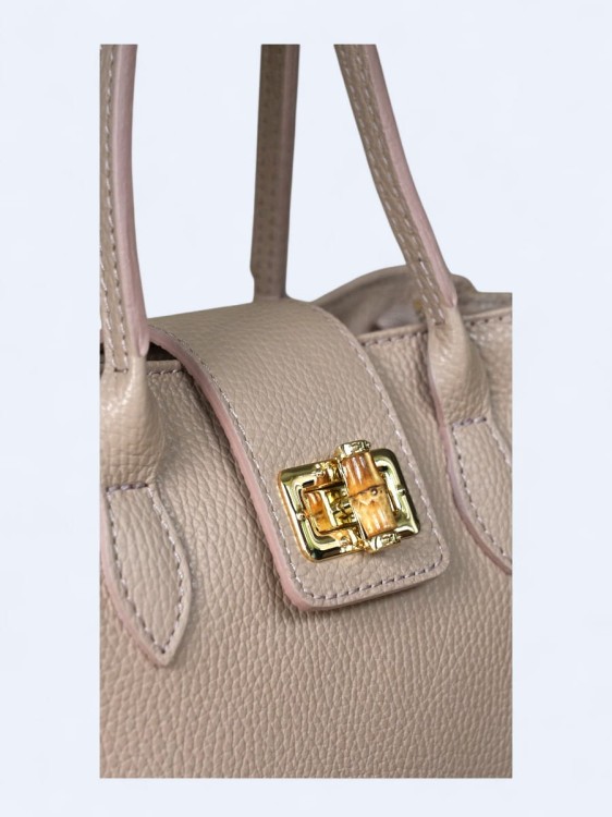 Kompaktowy kuferek ze skóry naturalnej pudrowy