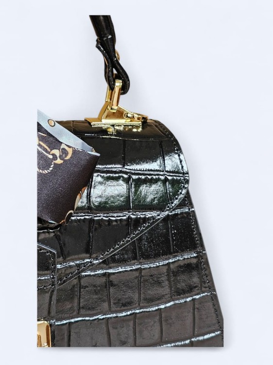 Elegancka torebka kuferek ze skóry naturalnej – głęboka czerń