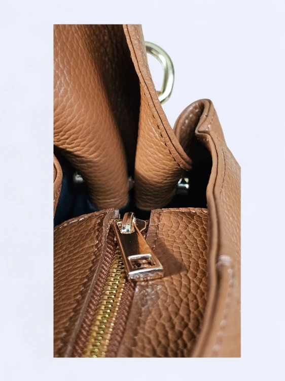 Klasyczna torba do ręki i na ramię brązowa