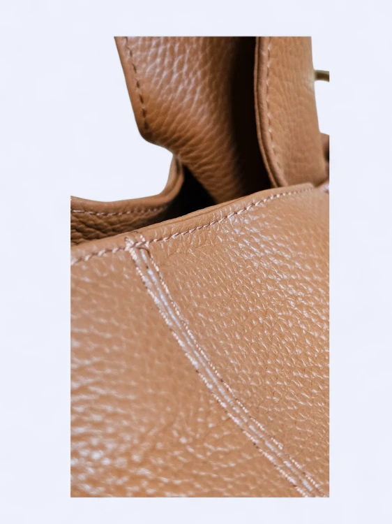 Klasyczna torba do ręki i na ramię brązowa