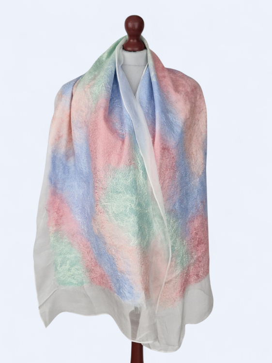 Szal jedwabno wełniany elegancki pudrowy