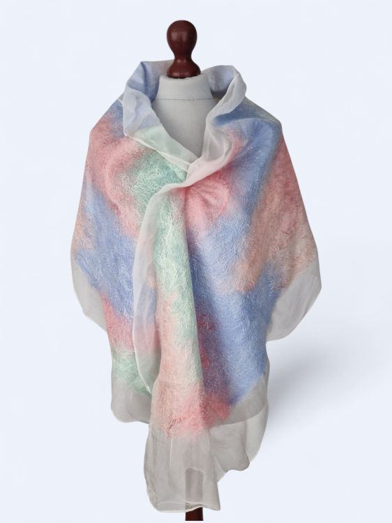 Szal jedwabno wełniany elegancki pudrowy