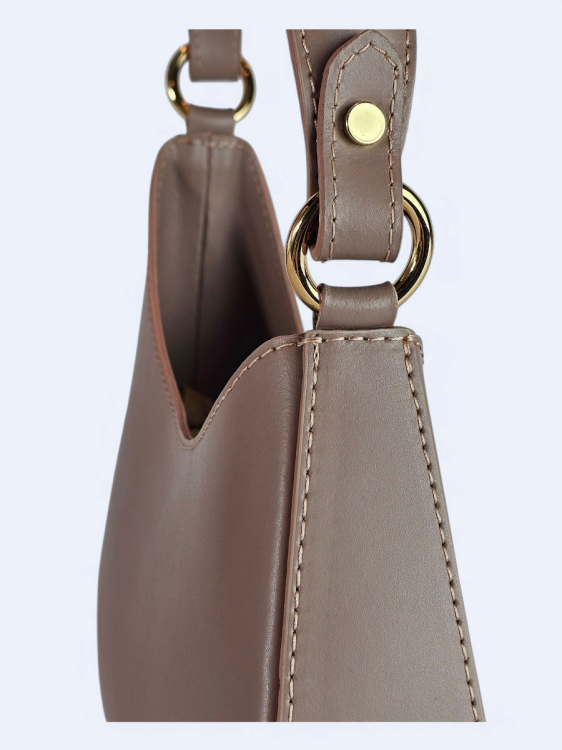 Torebka skórzana kuferek – ciemno beżowa