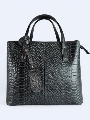 Elegancki kuferek z tłoczonej skóry czarny