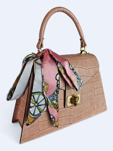 Elegancka torebka kuferek ze skóry naturalnej – pudrowy róż