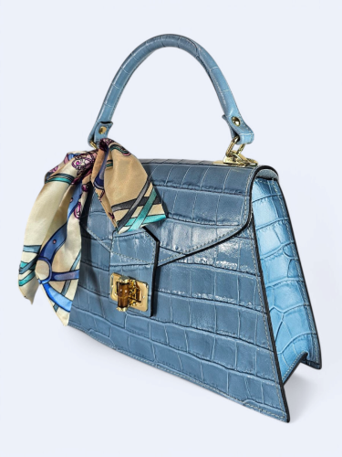 Elegancka torebka kuferek ze skóry naturalnej – bezkresne niebo