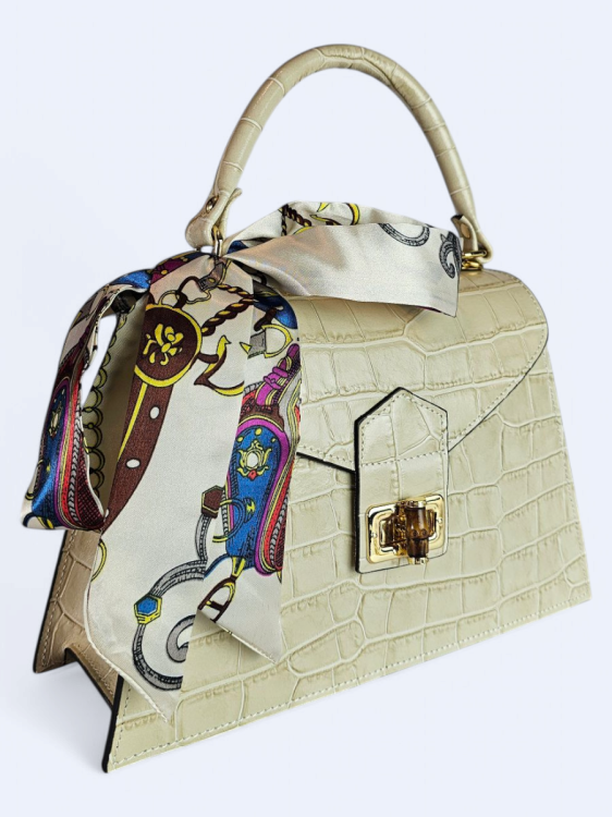 Elegancka torebka kuferek ze skóry naturalnej – harmonijny beż