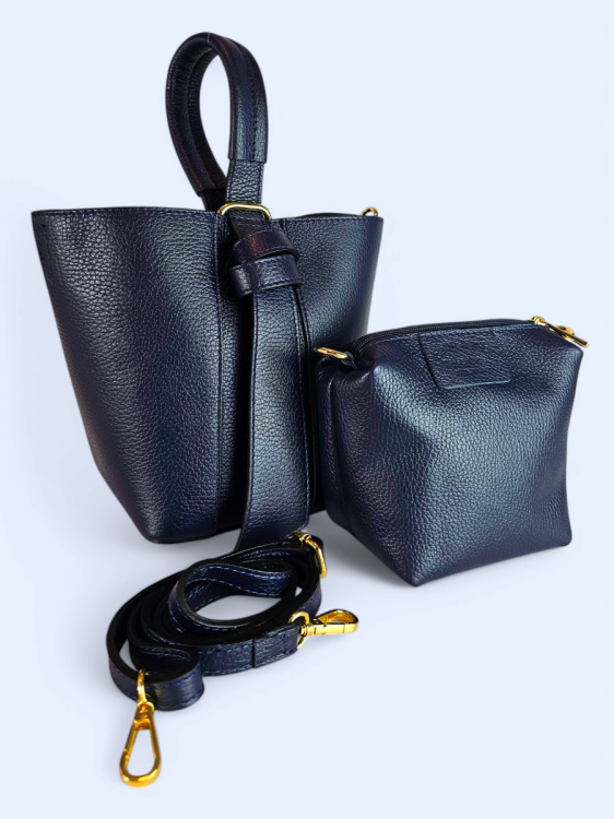 Granatowa skórzana damska torba do ręki i na ramię