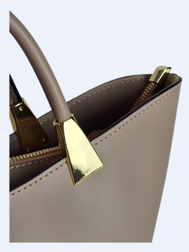 Beżowa klasyczna skórzana torba  GIULIA