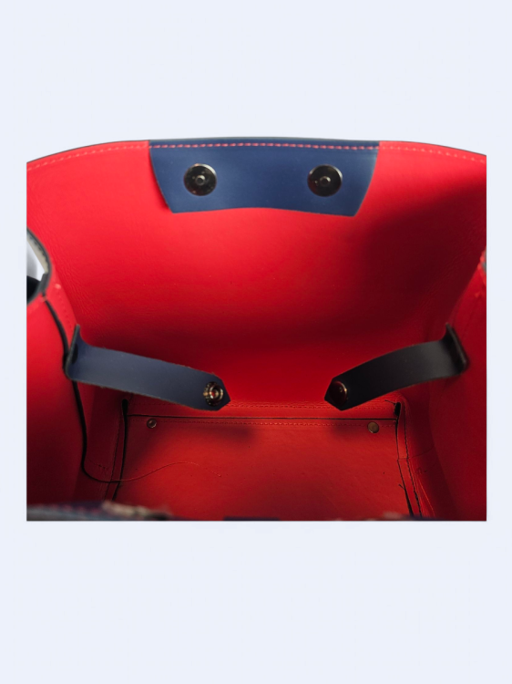 Granatowa skórzana damska shopperka VALENTINA