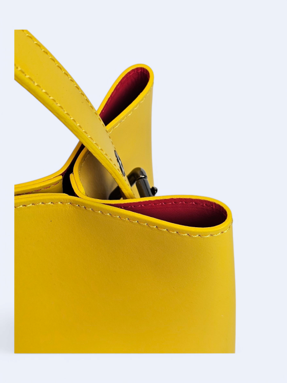 Żółta skórzana damska shopperka VALENTINA