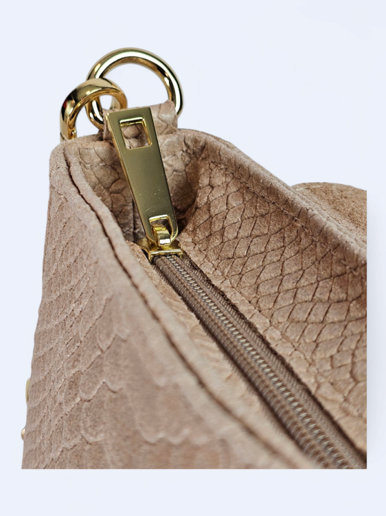 Listonoszka z zamszowej drukowanej skóry powder