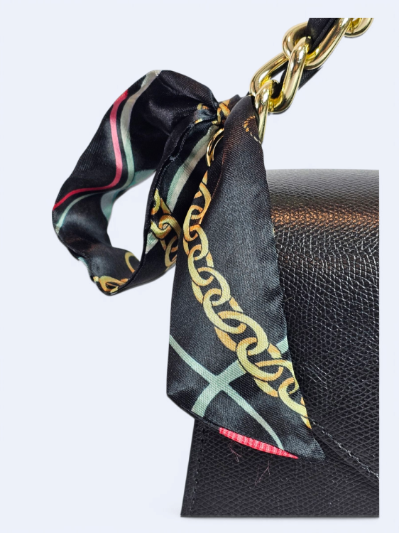 Skórzana torba czarna listonoszka z apaszką